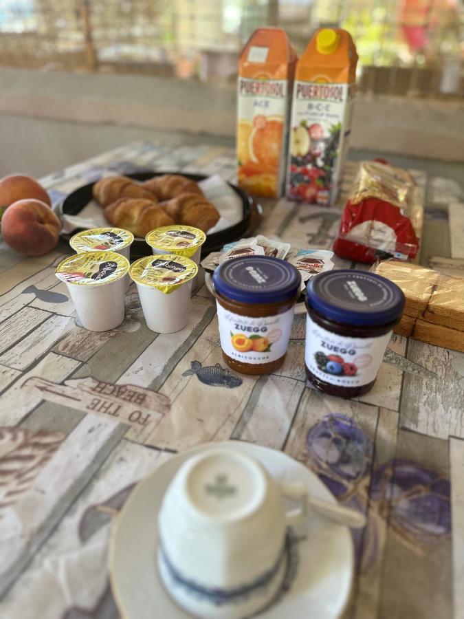 Ajoaolbia B&B מראה חיצוני תמונה
